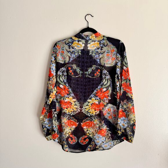 Cabi Black + Red Semi Sheer Amour Printed Long Sleeve Collared Blouse Small - Picture 7 of 9